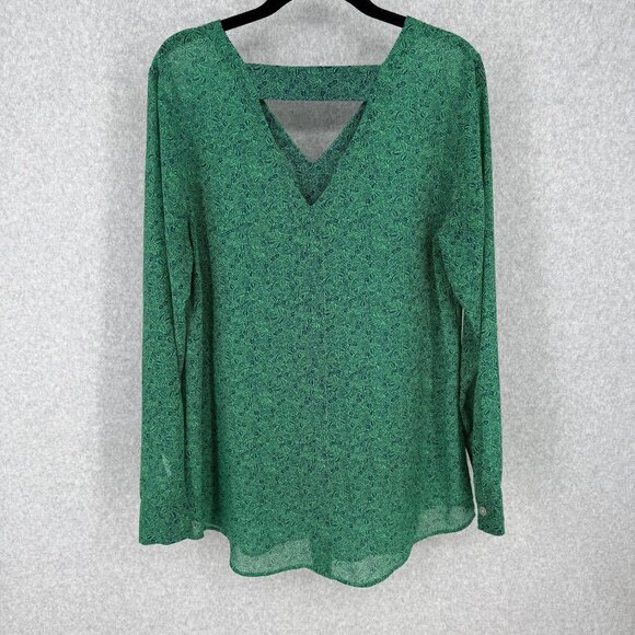 Cabi Womens Bountiful Blouse Size M Green Navy Ditsy Floral Sheer Style 5208 EUC - Picture 3 of 9